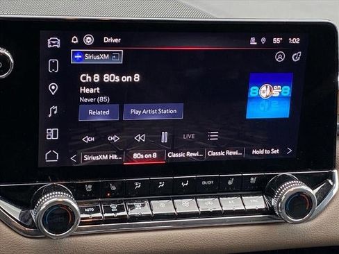 Certified 2025 GMC Canyon Denali image 12