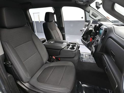 Used 2019 Chevrolet Silverado 1500 LT image 44