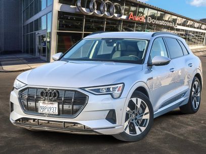 Used 2022 Audi e-tron Premium w/ Convenience Plus Package