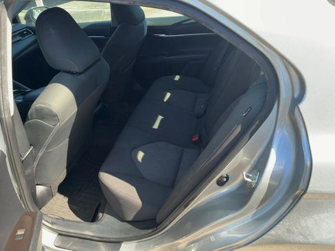 Used 2022 Toyota Camry LE image 14