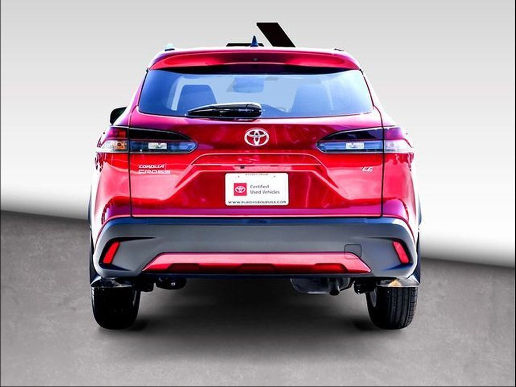 Used 2026 Toyota Corolla Cross LE w/ Moonroof Package FWD image 6