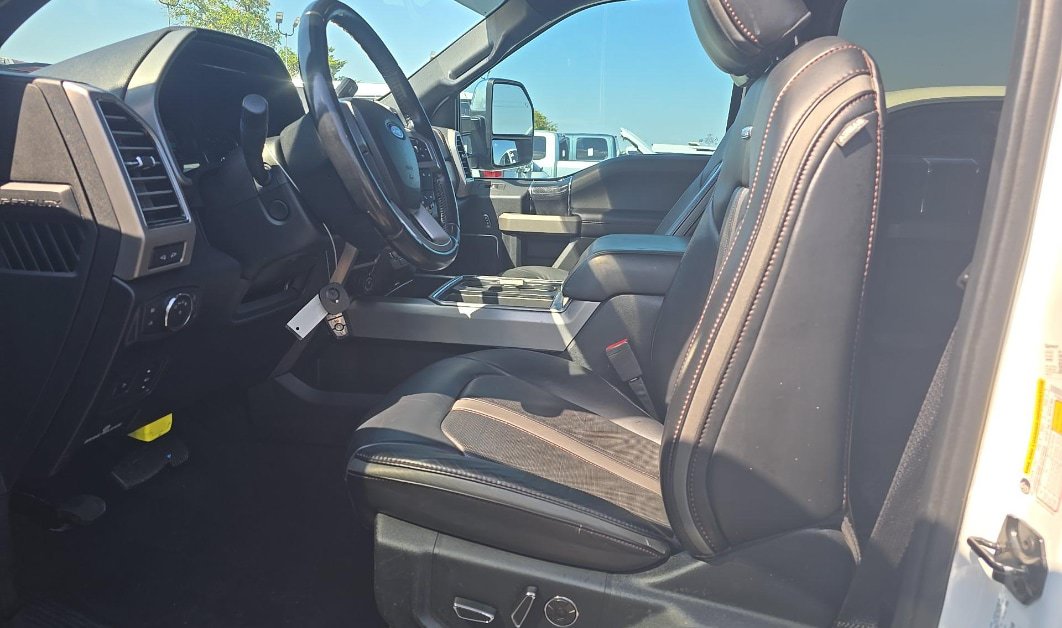 Used 2021 Ford F450 Platinum w/ FX4 Off-Road Package AWD/4WD image 4