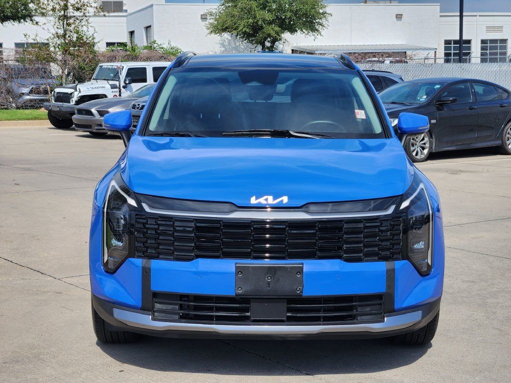 Certified 2026 Kia Sportage EX w/ EX Panorama Roof Package FWD image 11