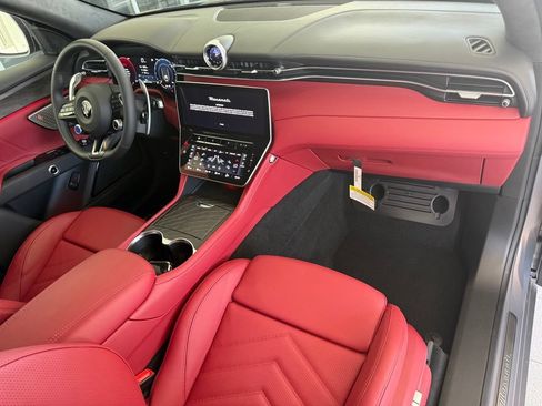 Certified 2025 Maserati Grecale Folgore AWD/4WD image 15
