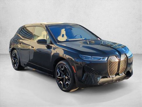 Used 2023 BMW iX M60 w/ Executive Package image 3