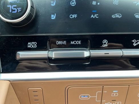 Used 2026 Hyundai Santa Fe Calligraphy FWD image 15