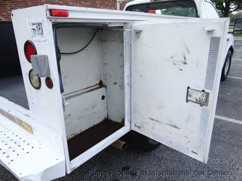 Used 2004 Ford F350 2WD Regular Cab Super Duty image 29