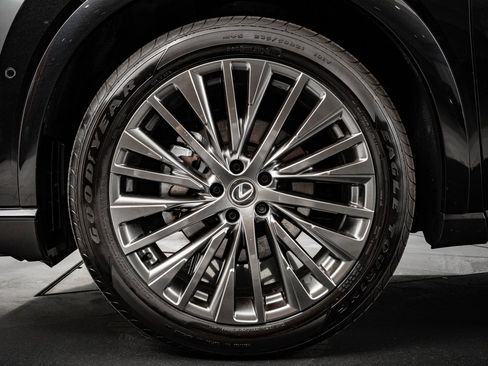 Certified 2025 Lexus RX 350 w/ Convenience Package image 13