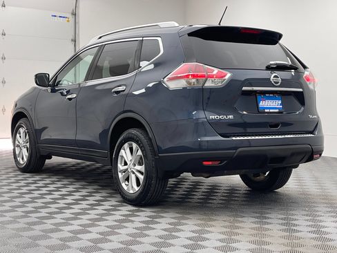Used 2016 Nissan Rogue SV AWD/4WD image 9