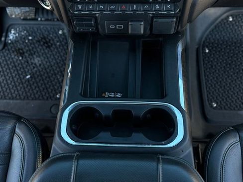 Used 2023 GMC Sierra 2500 Denali w/ Denali Black Diamond Edition image 23