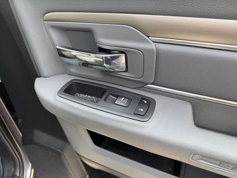 Used 2018 RAM 1500 Big Horn AWD/4WD image 43