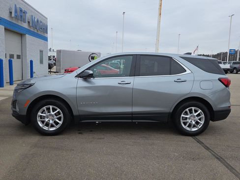 Used 2024 Chevrolet Equinox LT image 2