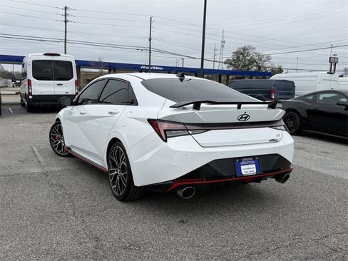 Used 2022 Hyundai Elantra N image 5