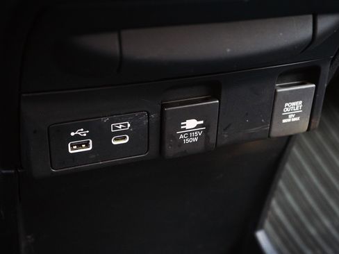 Certified 2025 Honda Odyssey Touring image 30