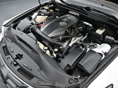 Used 2020 Lexus IS 300 image 44