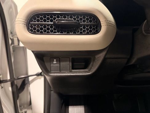 Used 2024 Honda HR-V LX image 15