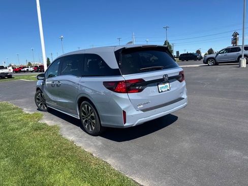 New 2026 Honda Odyssey Elite image 5