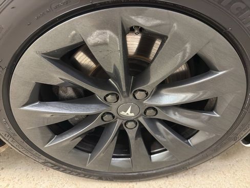 Used 2018 Tesla Model S P100D image 35