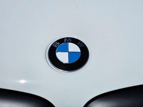 Used 2026 BMW X5 sDrive40i w/ M Sport Package RWD image 10