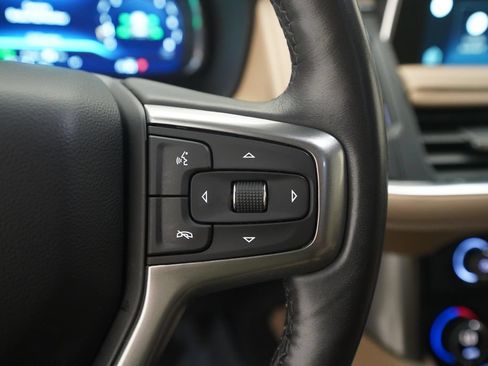 Used 2022 Chevrolet Tahoe Premier AWD/4WD image 30
