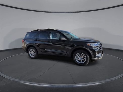 New 2026 Ford Explorer Active image 2