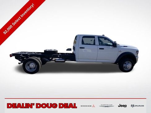 New 2026 RAM 5500 Tradesman w/ Chrome Appearance Group image 8