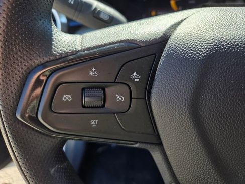 Used 2024 Chevrolet Trax LT image 15