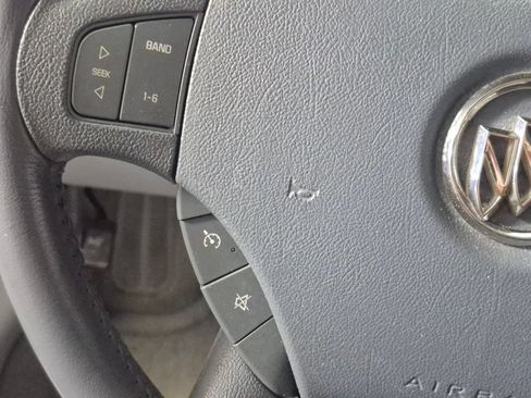 Used 2005 Buick LaCrosse CXS w/ Gold Convenience Package FWD image 12