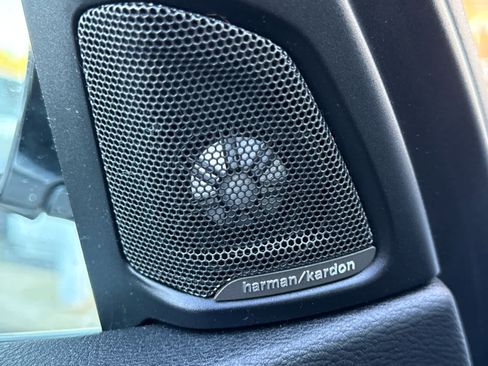 Used 2018 BMW X5 xDrive35d image 11