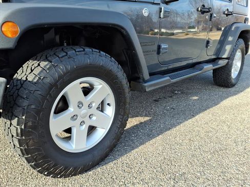 Used 2016 Jeep Wrangler Unlimited Sport w/ Quick Order Package 24S image 9