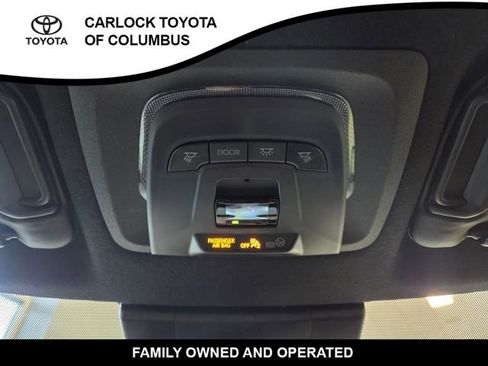 Used 2024 Toyota Corolla Cross AWD Hybrid image 28