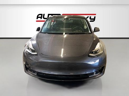 Used 2023 Tesla Model 3 Standard Range RWD image 2