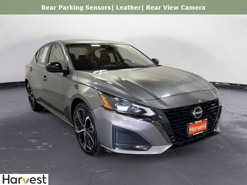 Used 2023 Nissan Altima 2.5 SR FWD image 1