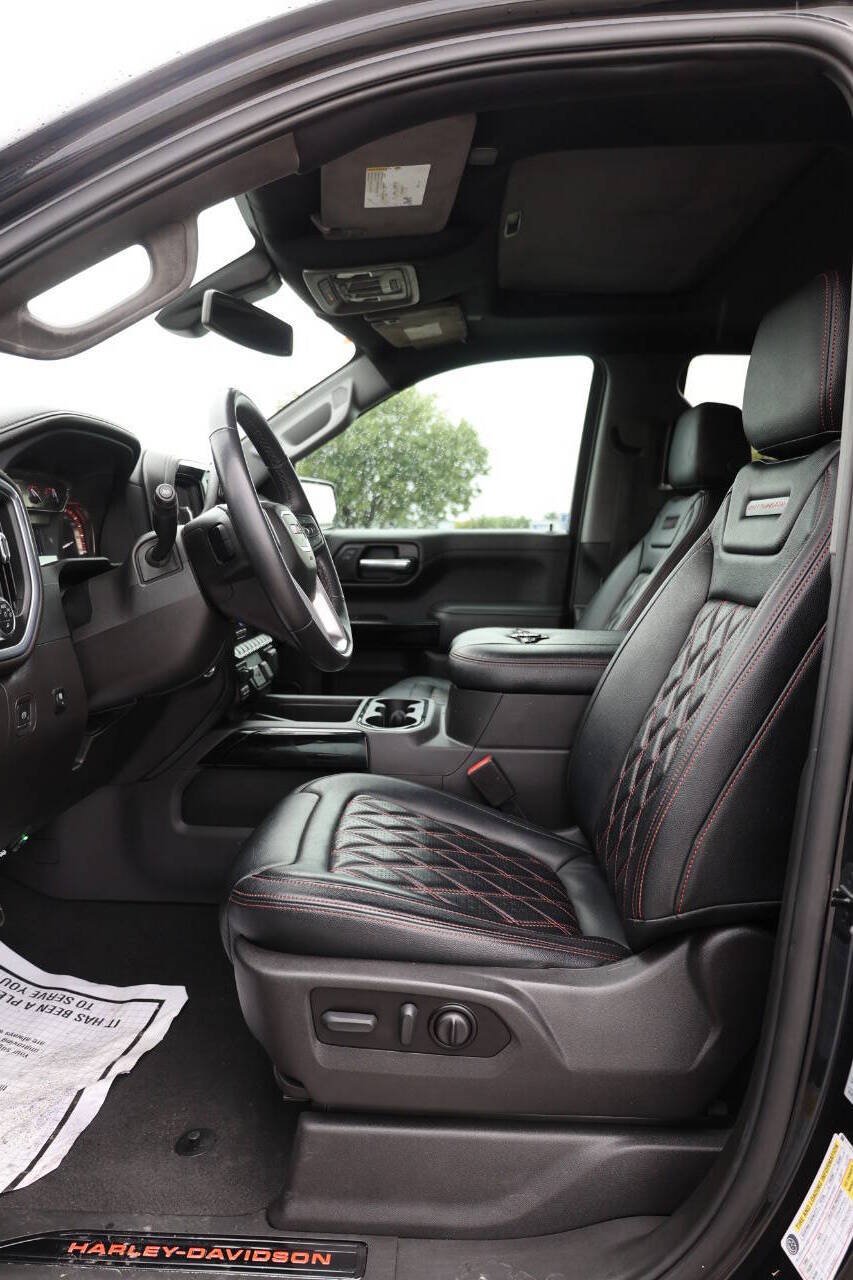 Used 2022 GMC Sierra 1500 SLT w/ SLT Premium Plus Package AWD/4WD image 13