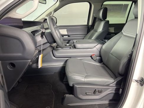 New 2026 Ford Expedition Max Active image 9