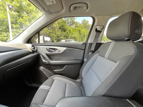 Used 2023 Chevrolet Blazer LT FWD image 21