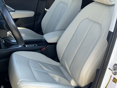 Used 2019 Audi Q3 2.0T Premium w/ Convenience Package image 5