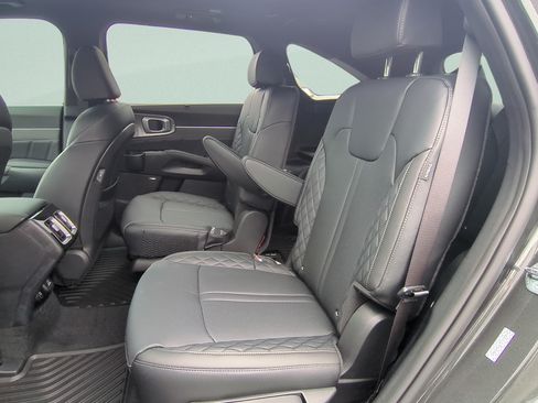 New 2026 Kia Sorento SX Prestige AWD/4WD image 12