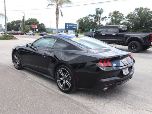 Used 2024 Ford Mustang Coupe RWD image 8