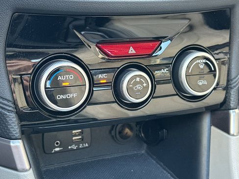 Used 2022 Subaru Forester Premium image 27