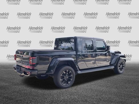 Used 2022 Jeep Gladiator Overland AWD/4WD image 9