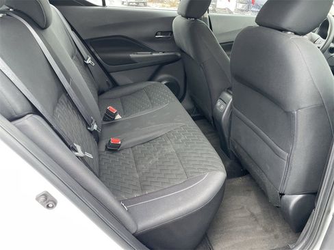 Used 2021 Nissan Kicks SV image 22