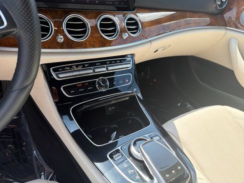 Used 2018 Mercedes-Benz E 300 image 30