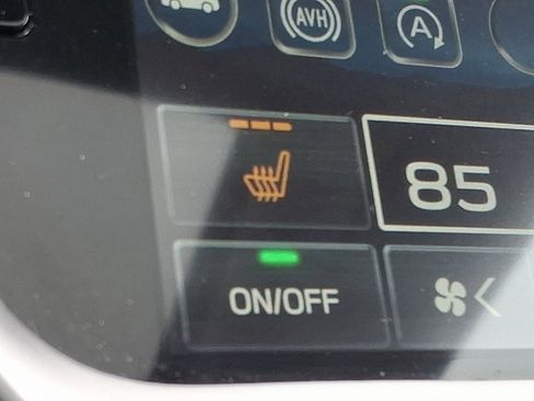 Certified 2025 Subaru Legacy Premium image 22