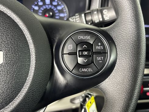 Used 2022 Kia Soul LX w/ Technology Package image 19