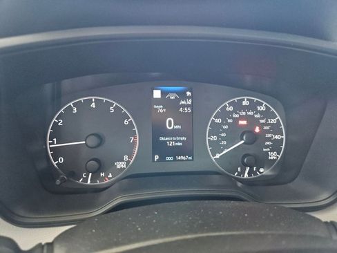 Used 2024 Toyota Corolla Cross L image 7