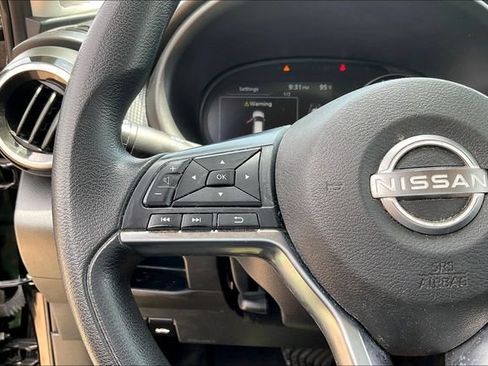 Used 2024 Nissan Kicks SV FWD image 10