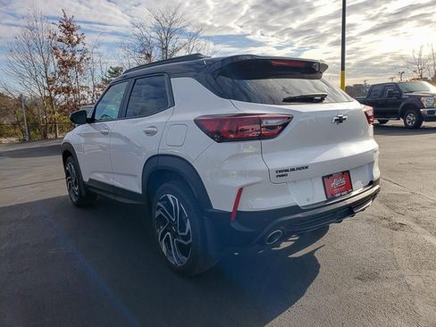Used 2024 Chevrolet TrailBlazer RS w/ Convenience Package image 5