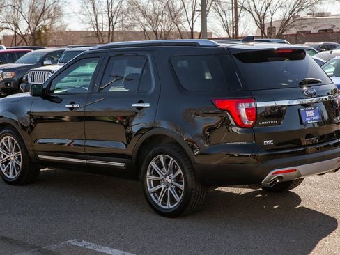 Used 2017 Ford Explorer Limited image 7