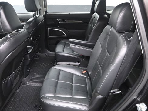 Used 2021 Kia Telluride EX w/ EX Premium Package image 31